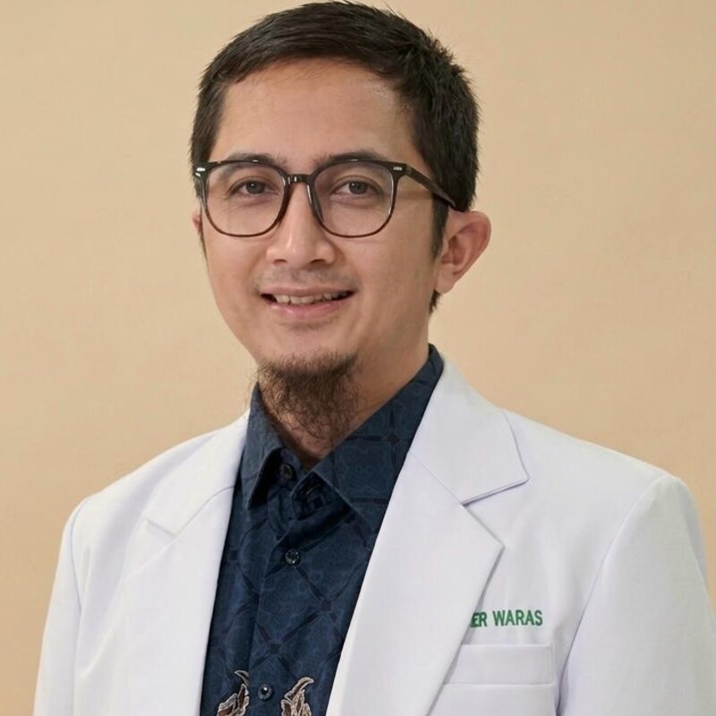dr. Guntur Surya SpTHT-KL FICS Spesialis THT Jakarta
