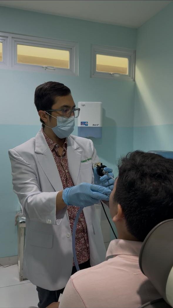 Konsultasi, pemeriksaan, dan persiapan tindakan